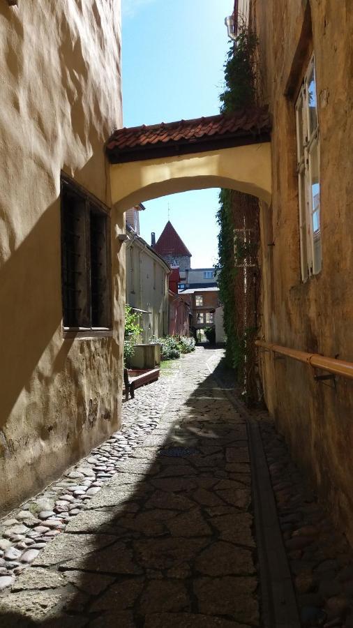 Medieval Home Таллин Экстерьер фото